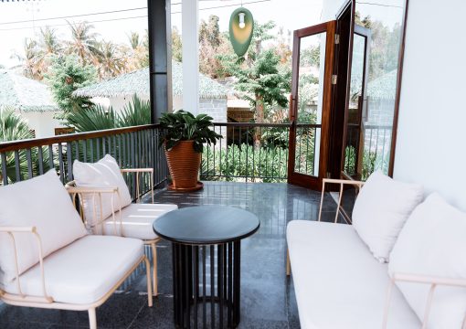 Deluxe Water